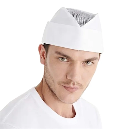 Czapka furażerka biała z siatką premium – odzież gastronomiczna Gastronix - inne ujęcie